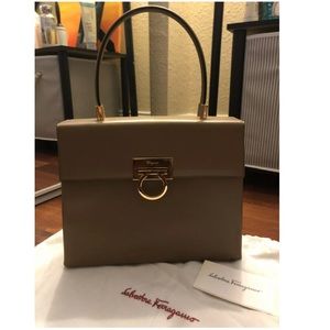 Salvatore Ferragamo leather kelly top hand bag